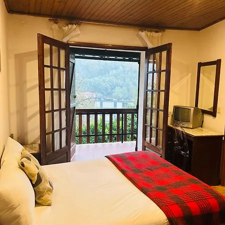 Mountain View Guest House,geres Penzion *
