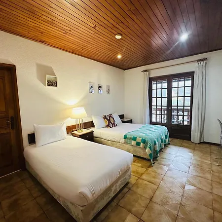 Mountain View Guest House,geres Πανσιόν