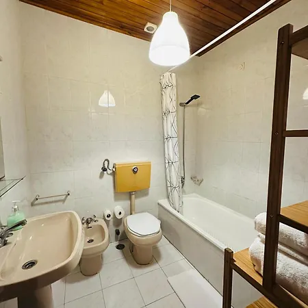 Mountain View Guest House,geres Πανσιόν *