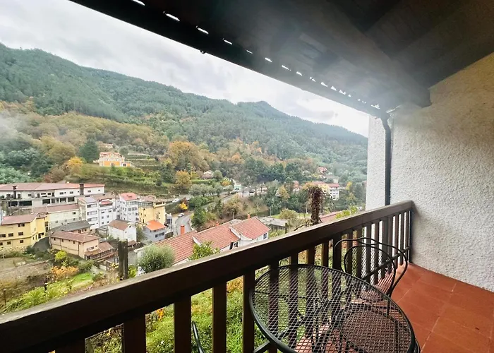 Mountain View Guest House,geres Πανσιόν